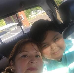 Meet your Posher, Vicky